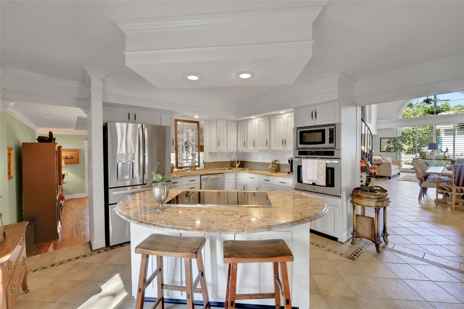 Image 20 of 73 For 111 Esther Street