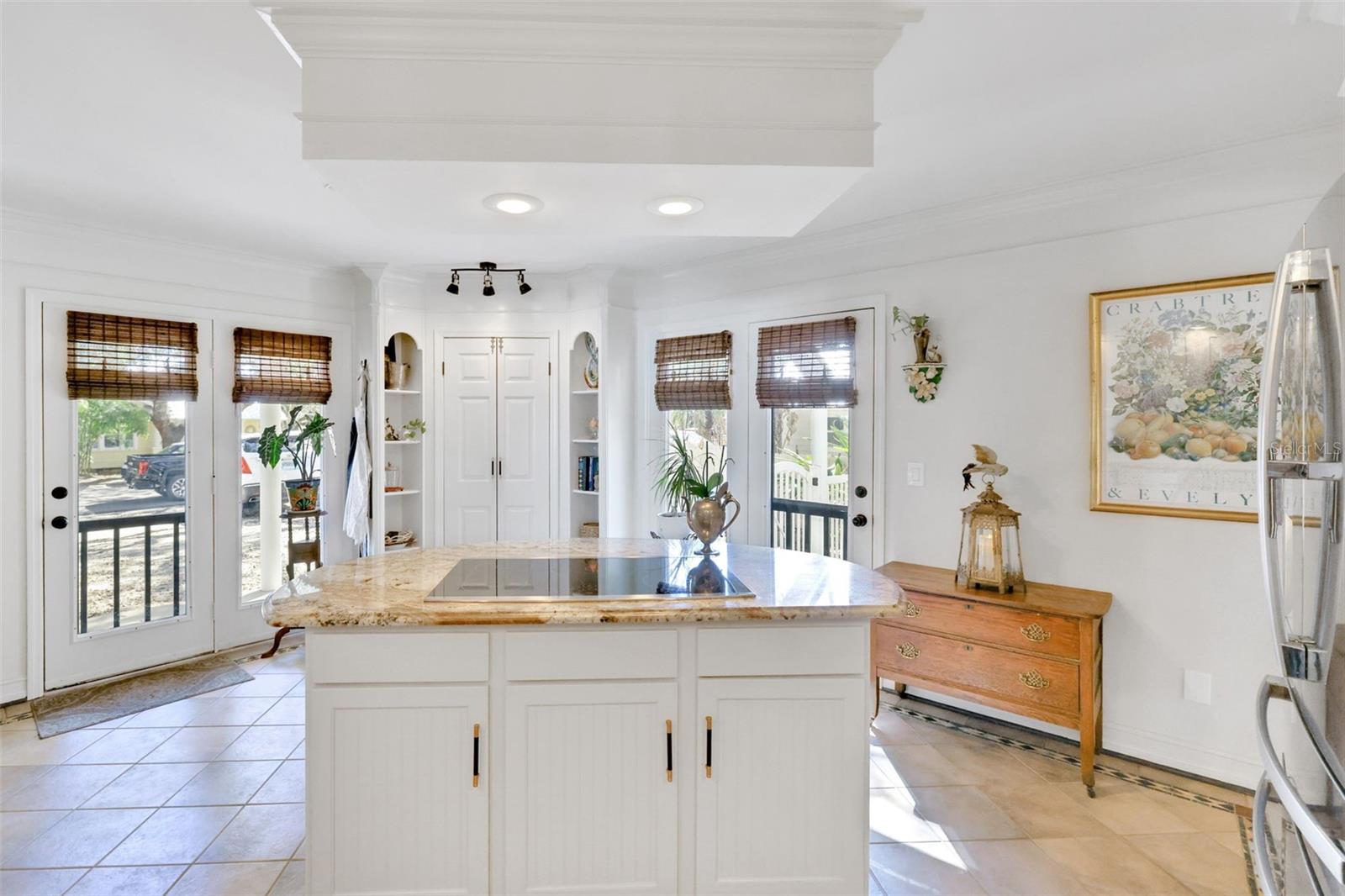 Image 23 of 73 For 111 Esther Street