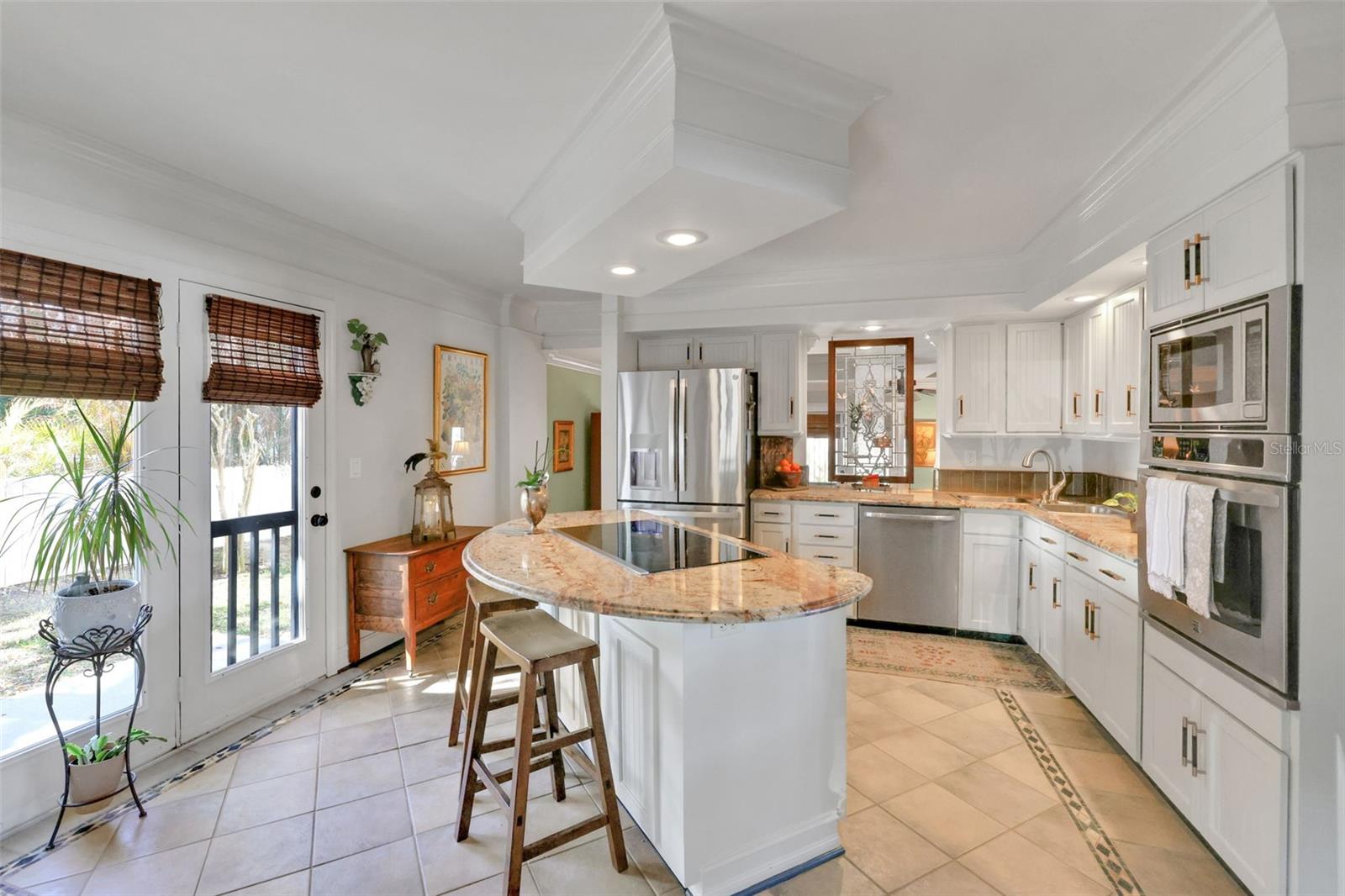 Image 25 of 73 For 111 Esther Street