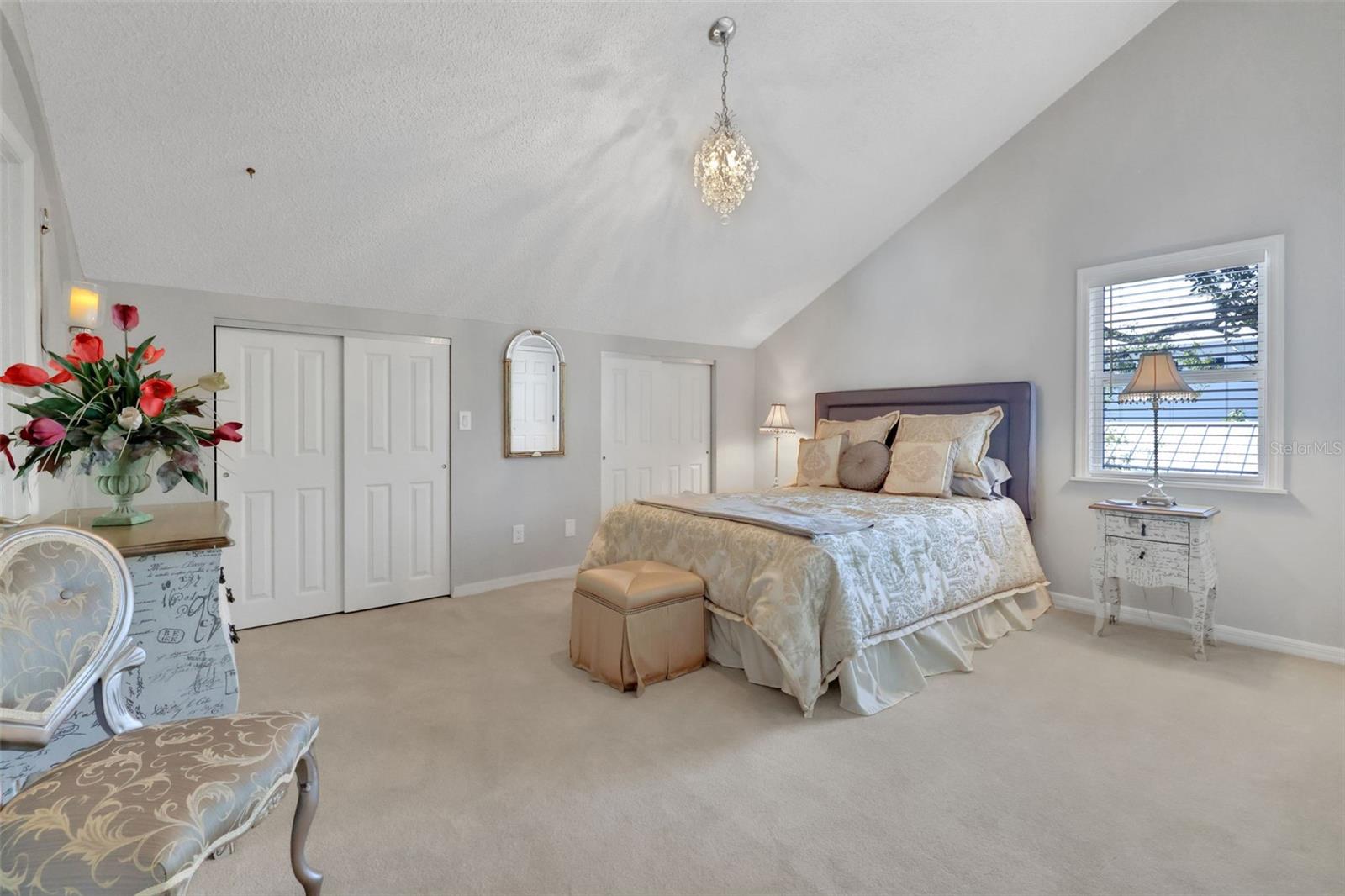 Image 48 of 73 For 111 Esther Street