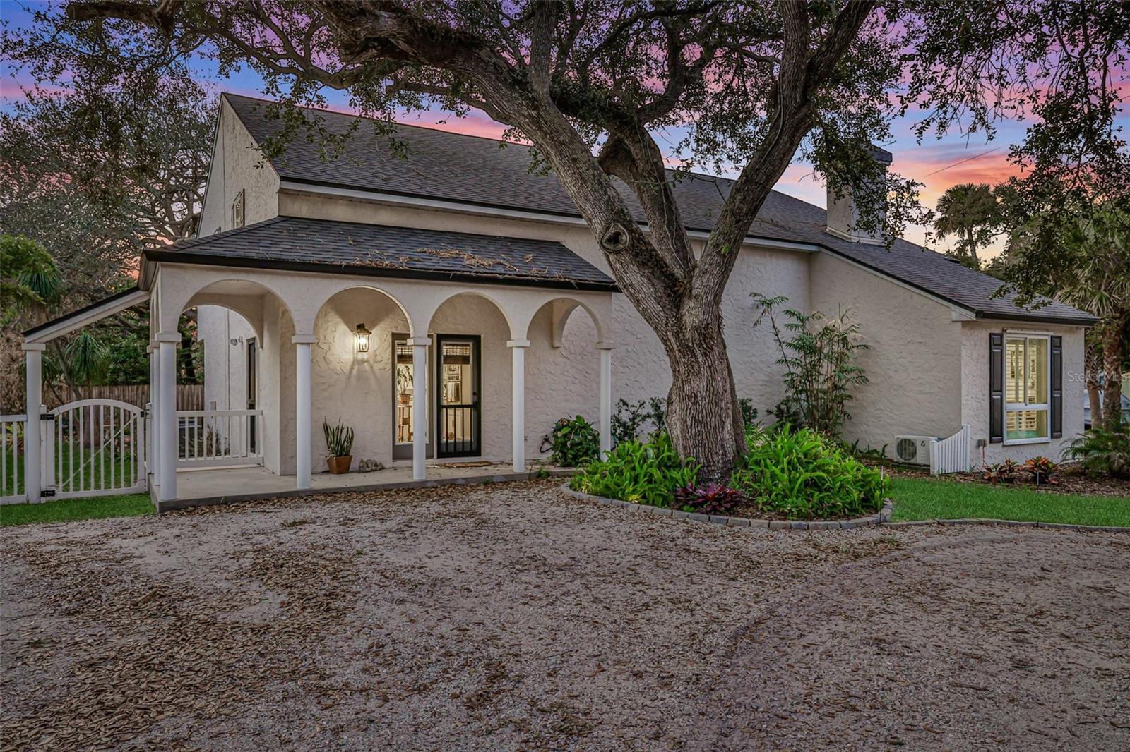 Image 66 of 73 For 111 Esther Street