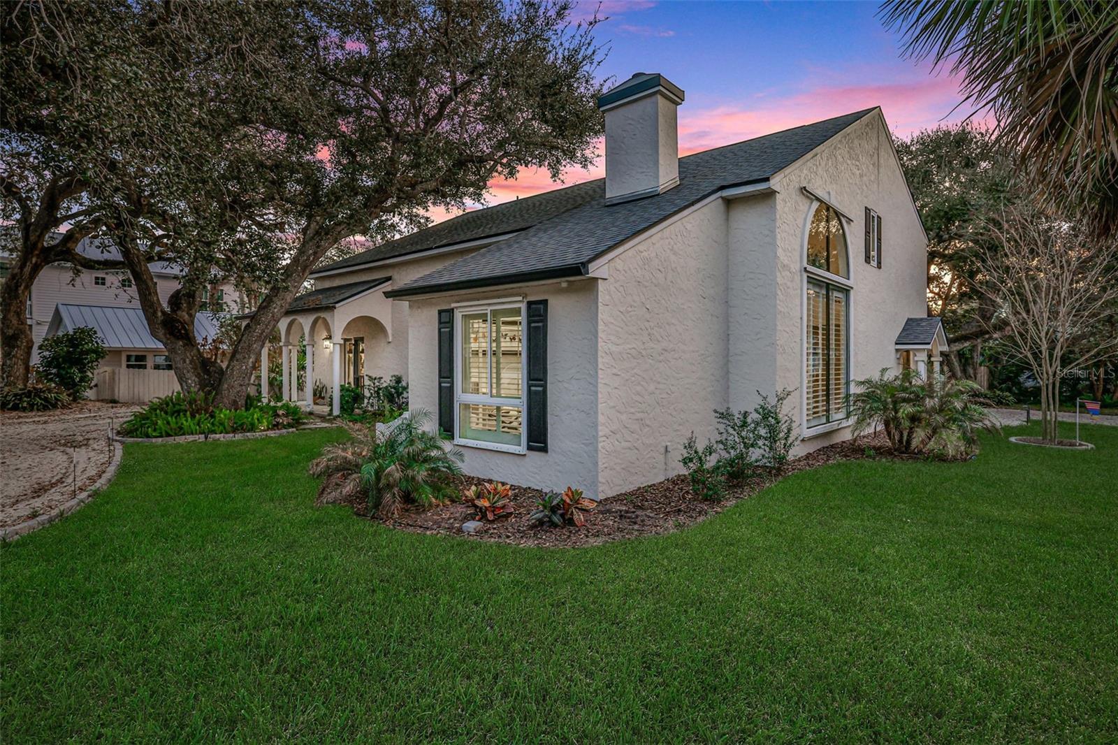 Image 67 of 73 For 111 Esther Street