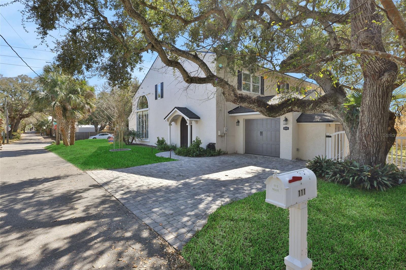 Image 8 of 73 For 111 Esther Street