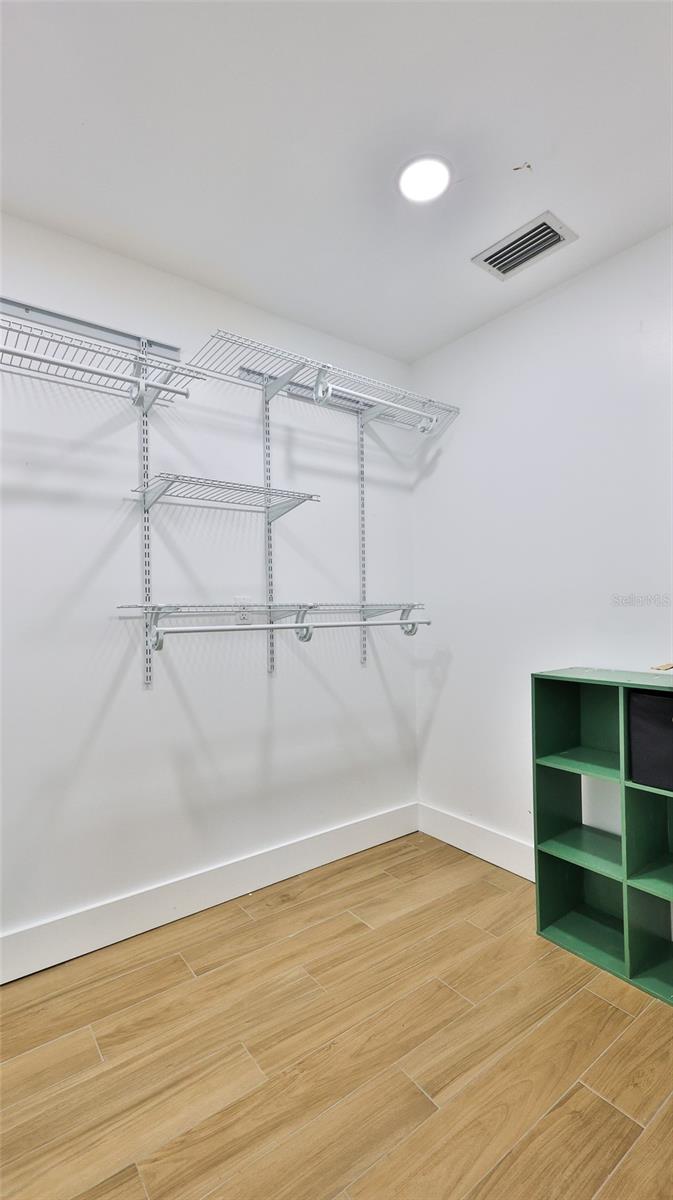 Image 20 of 28 For 2521 Kumquat Drive