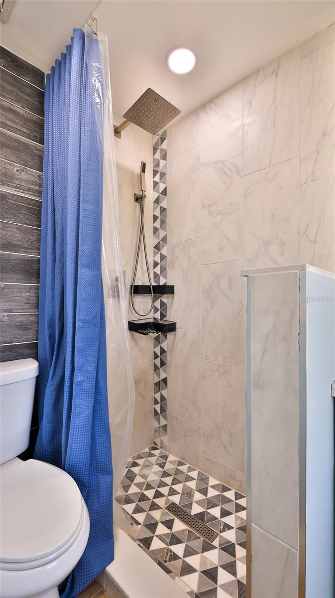 Image 21 of 28 For 2521 Kumquat Drive