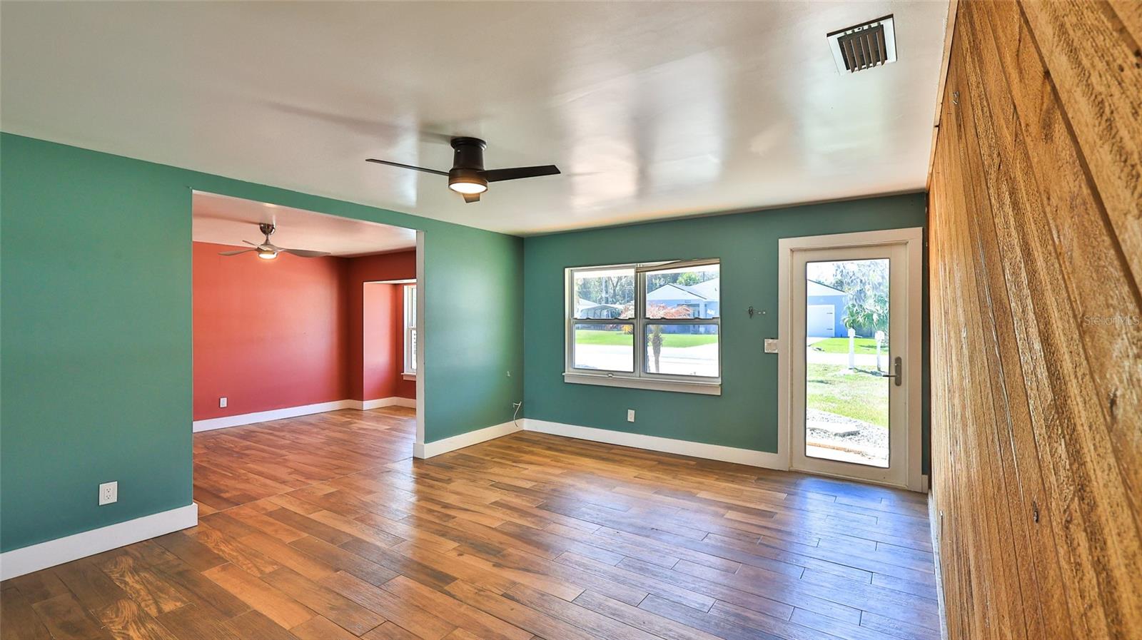 Image 4 of 28 For 2521 Kumquat Drive