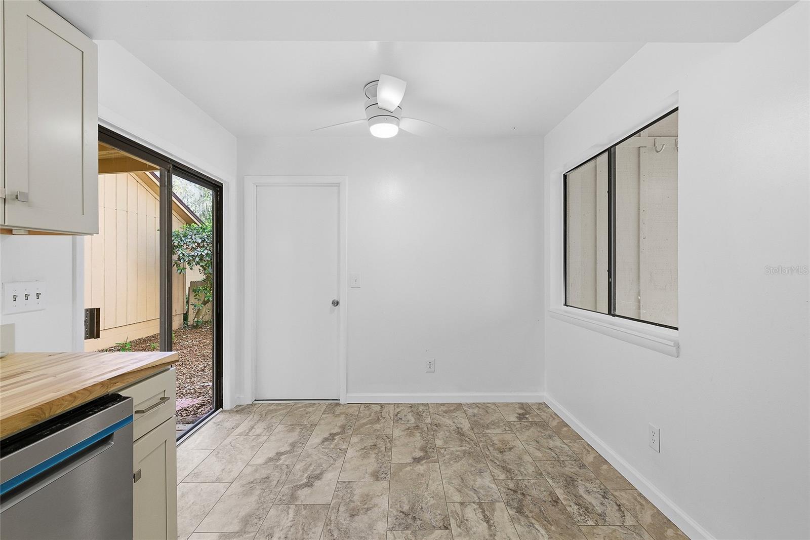 Image 23 of 37 For 38 Snaresbrook Court