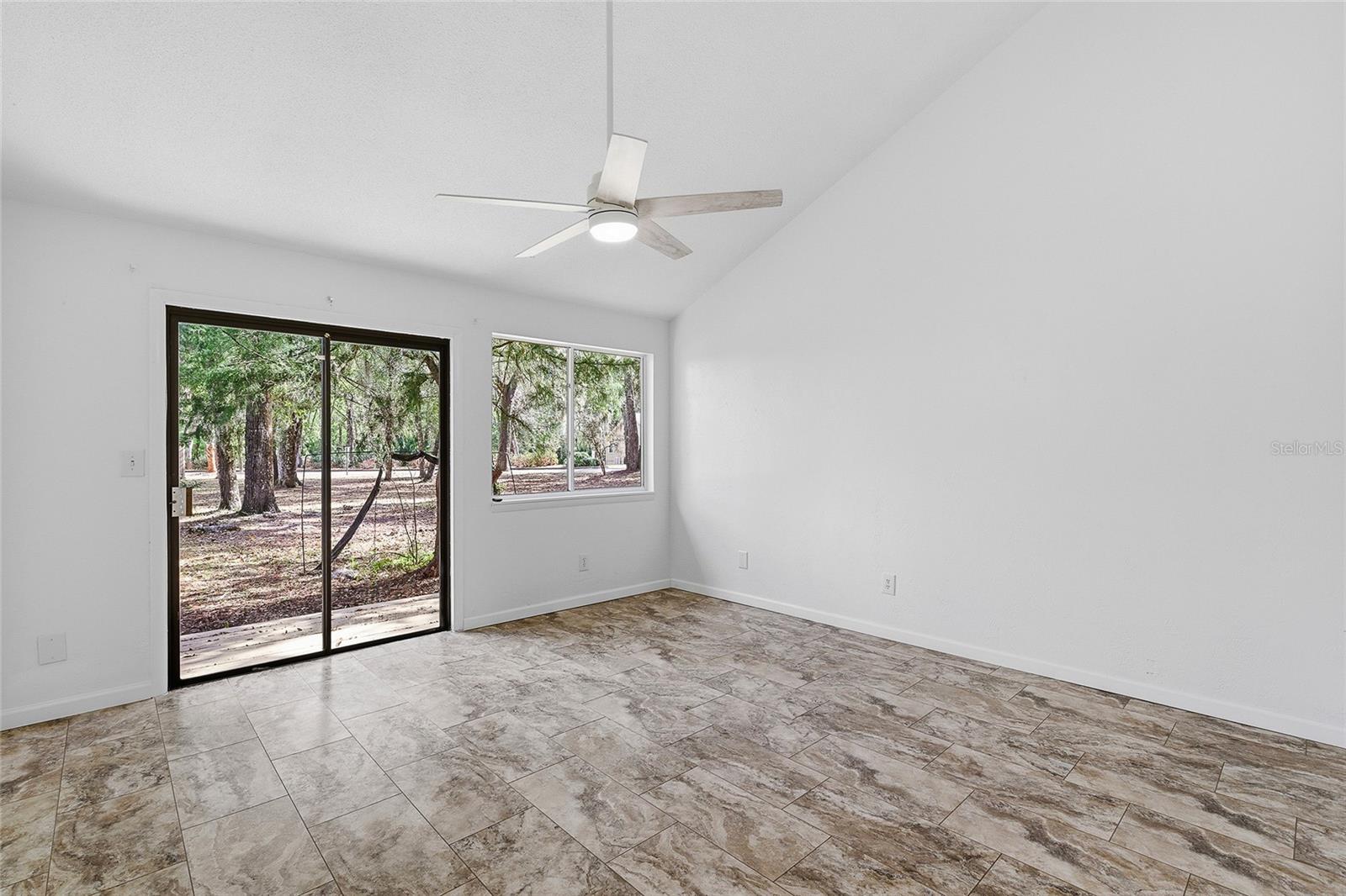 Image 25 of 37 For 38 Snaresbrook Court