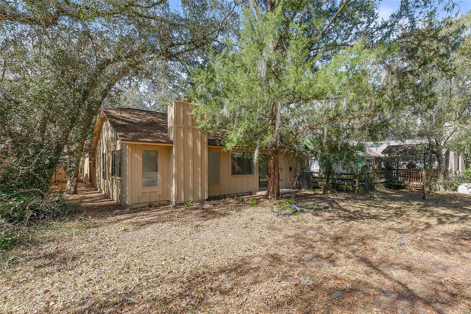 Image 7 of 37 For 38 Snaresbrook Court