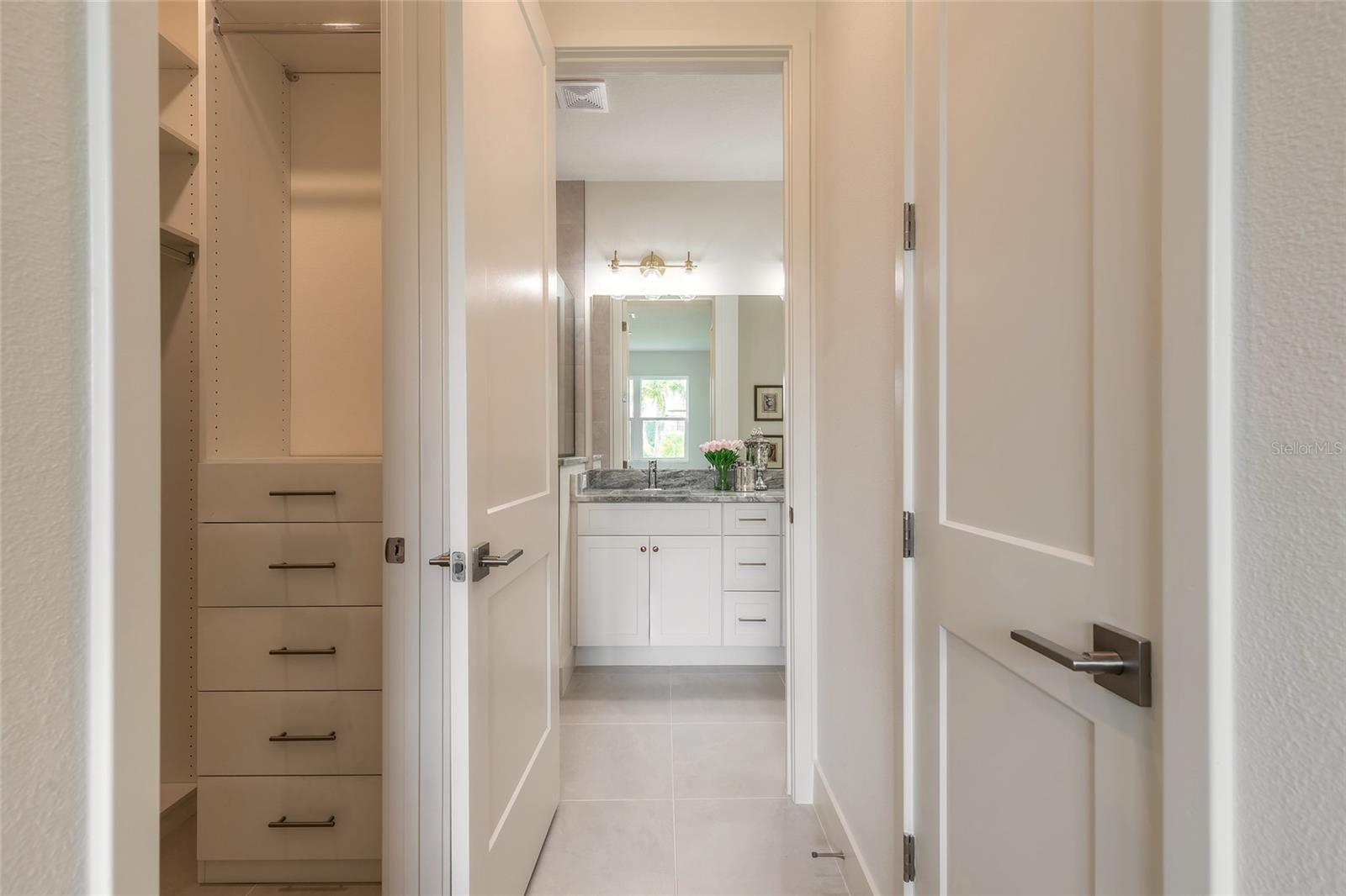 Image 18 of 40 For 3038 Isles Way