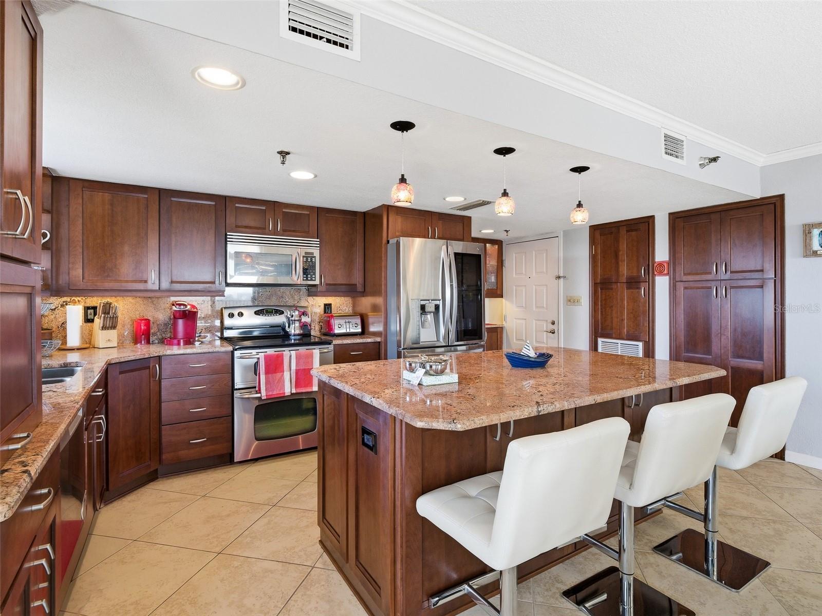 Image 14 of 69 For 501 Causeway  7070