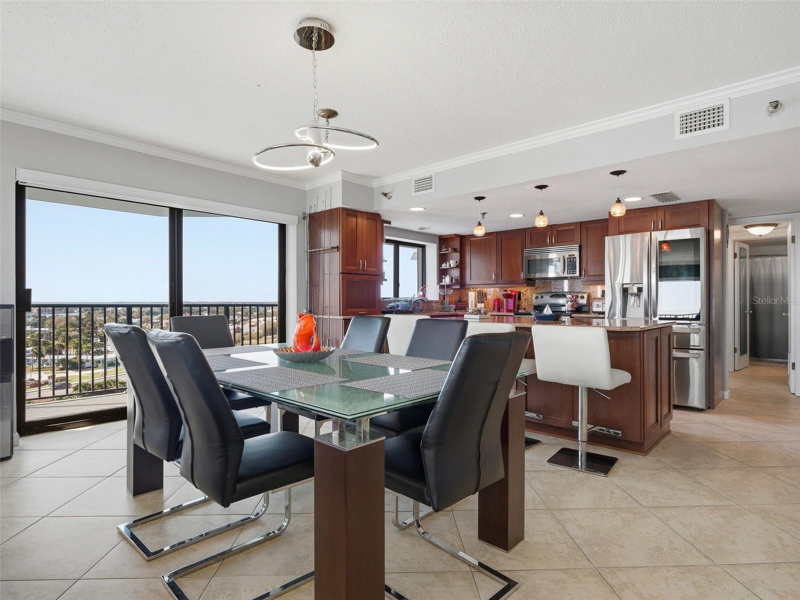 Image 15 of 69 For 501 Causeway  7070