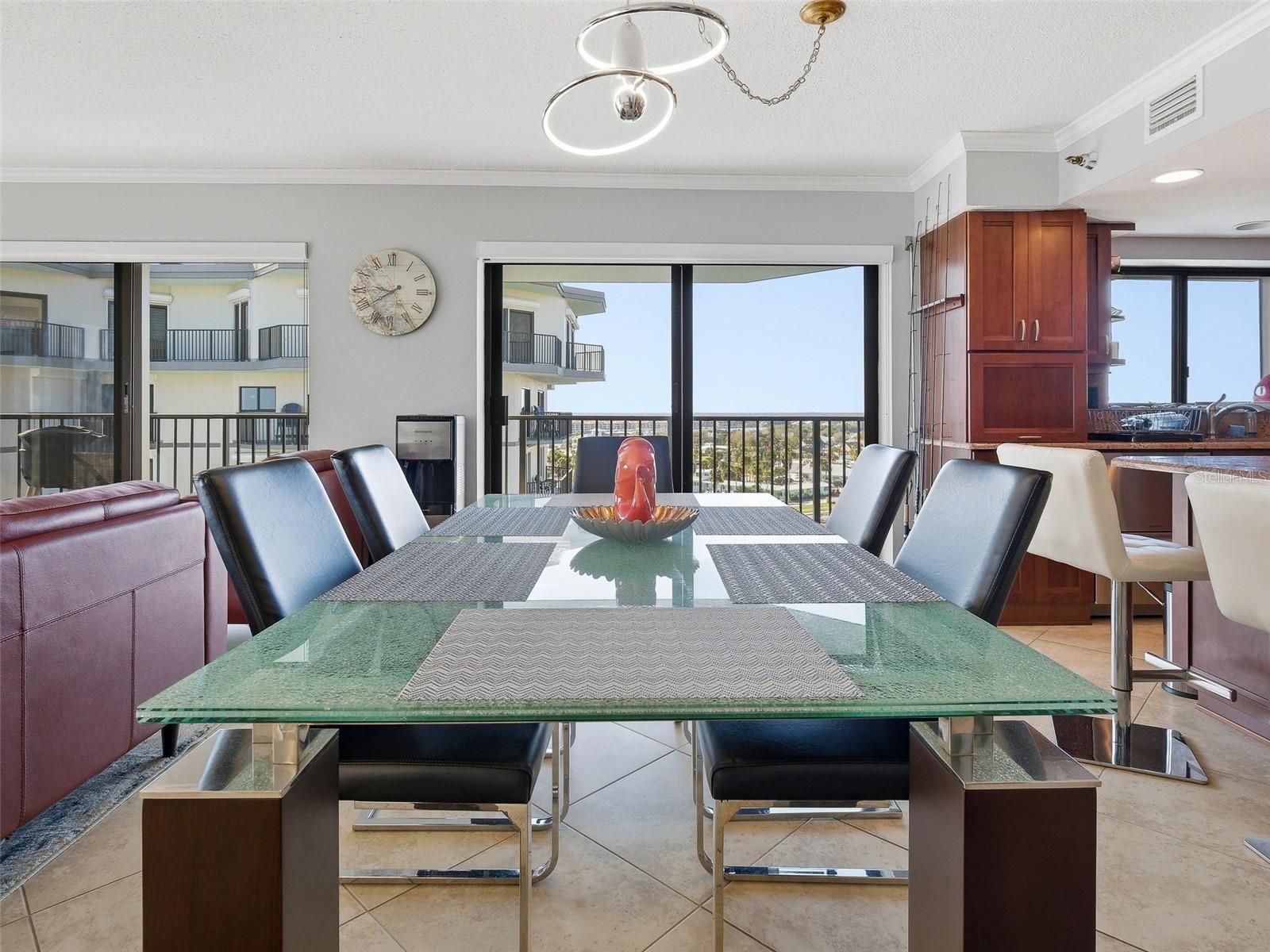 Image 17 of 69 For 501 Causeway  7070