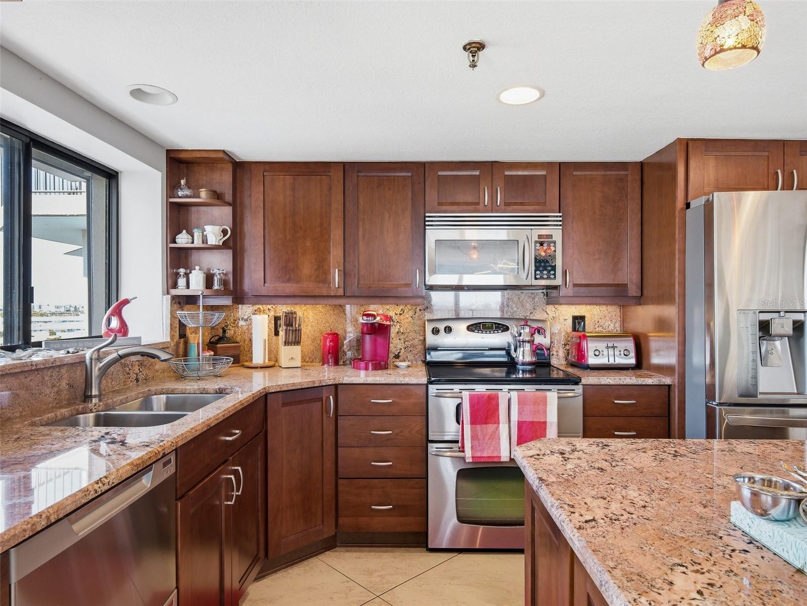 Image 18 of 69 For 501 Causeway  7070