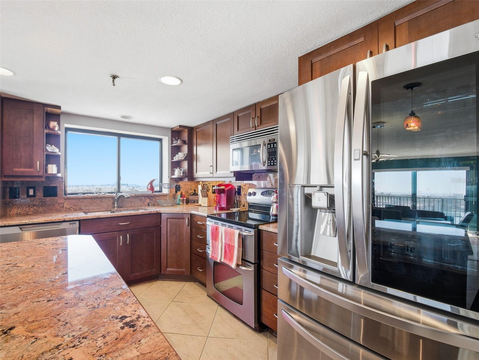 Image 19 of 69 For 501 Causeway  7070