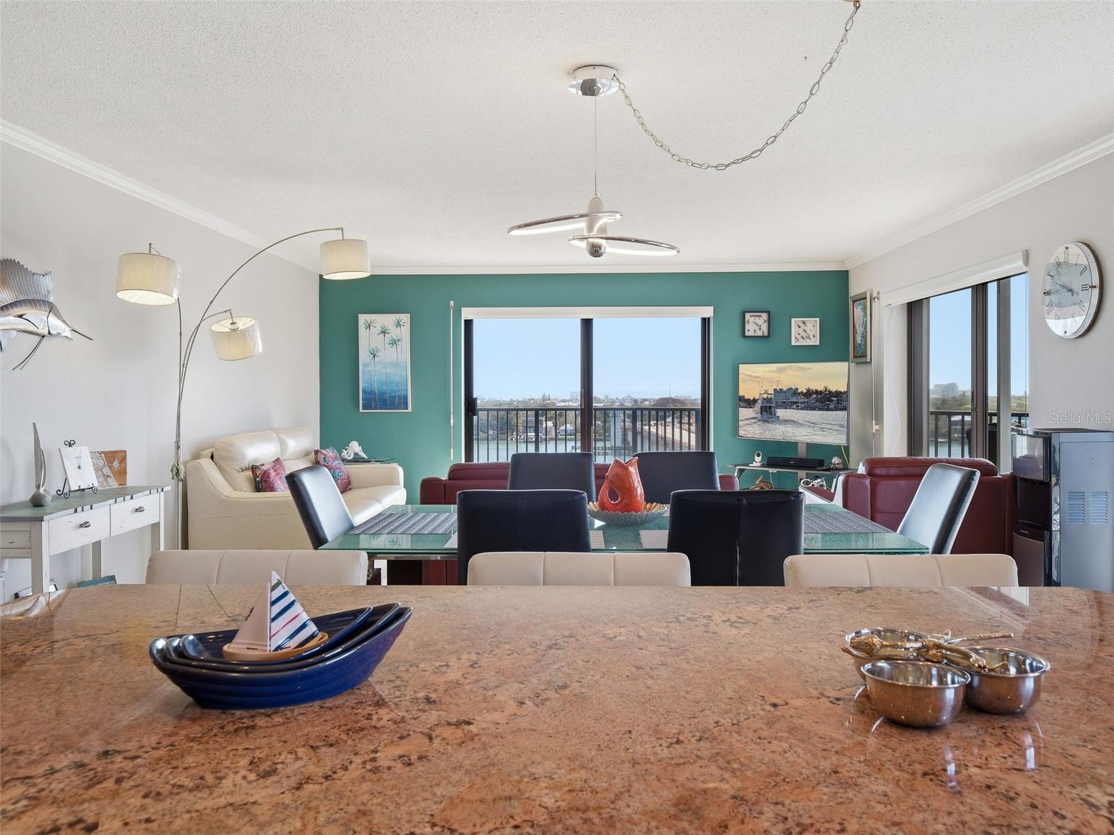 Image 22 of 69 For 501 Causeway  7070