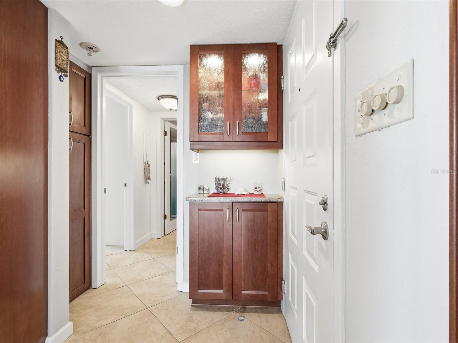 Image 34 of 69 For 501 Causeway  7070