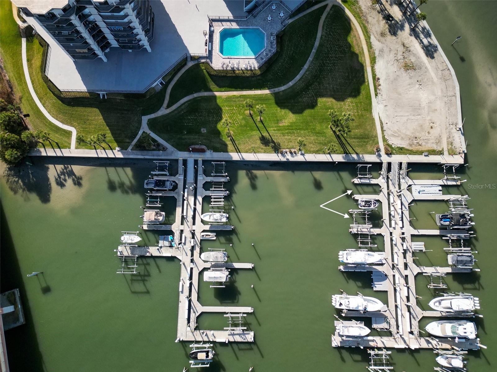 Image 43 of 69 For 501 Causeway  7070