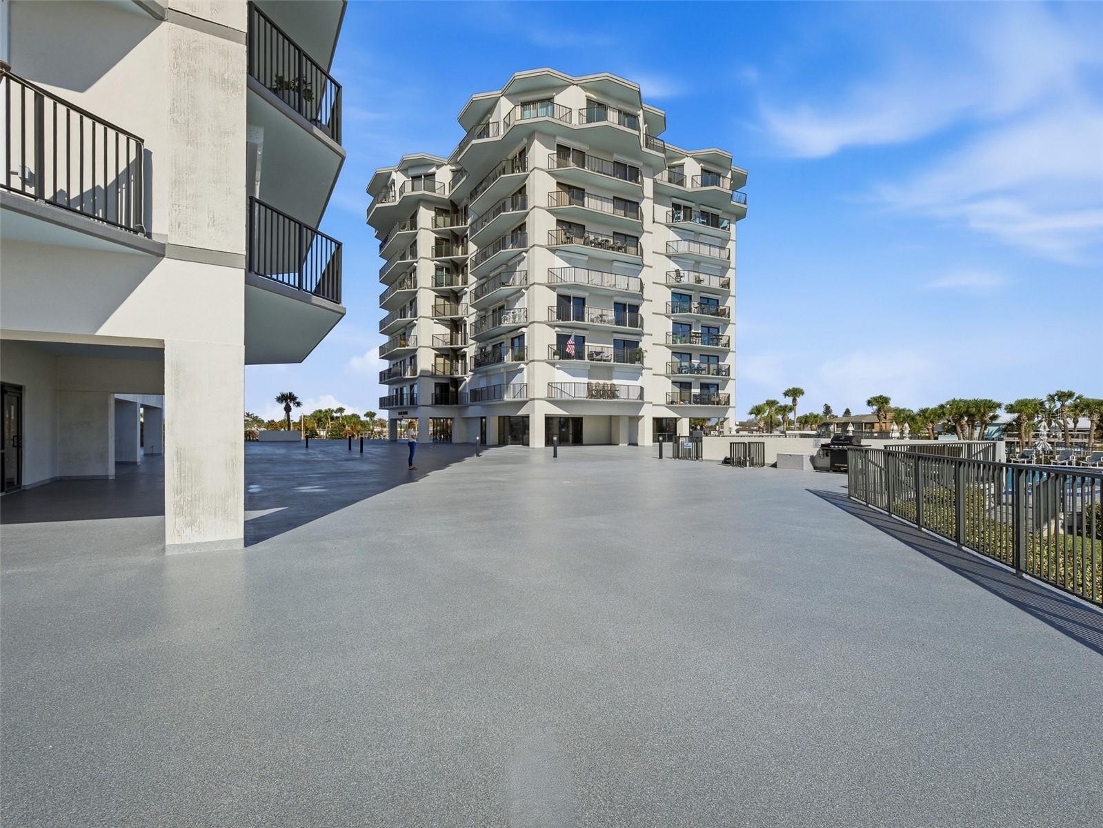 Image 64 of 69 For 501 Causeway  7070