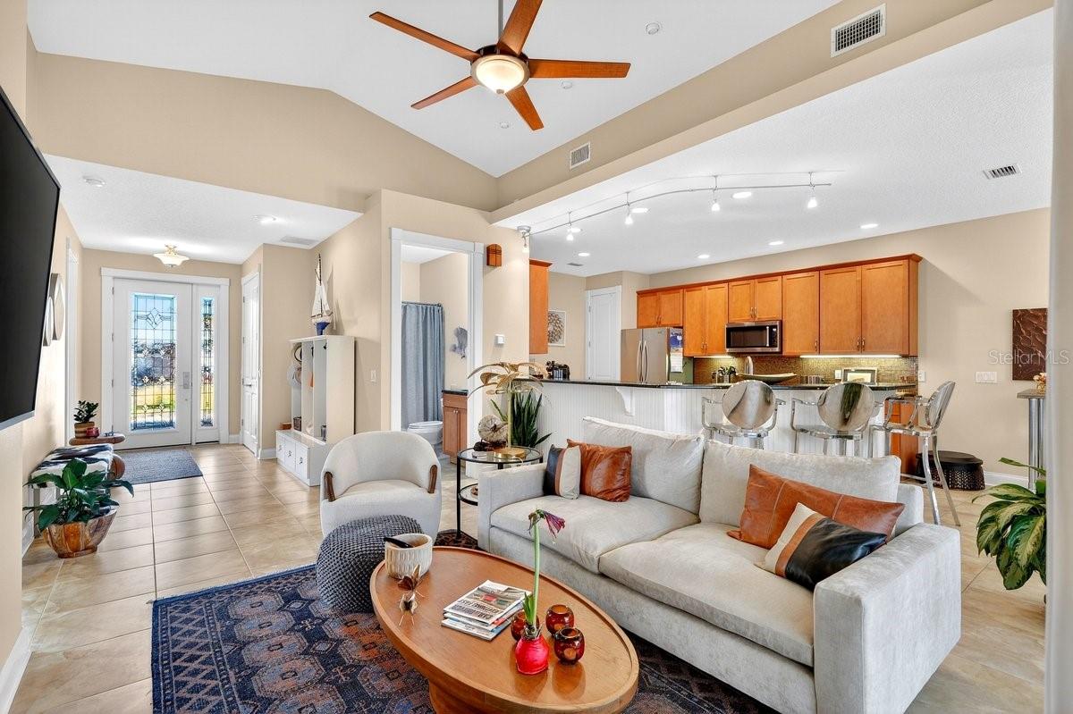 Image 21 of 49 For 307 Jessamine Avenue