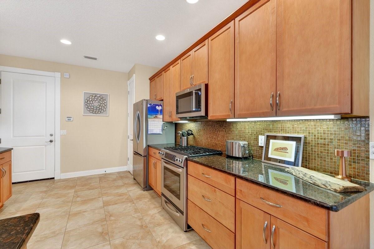 Image 28 of 49 For 307 Jessamine Avenue