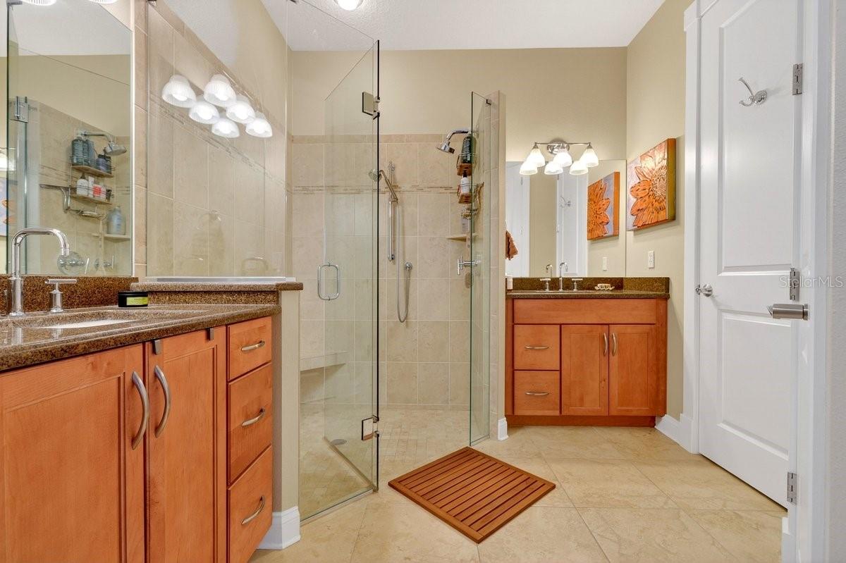 Image 34 of 49 For 307 Jessamine Avenue