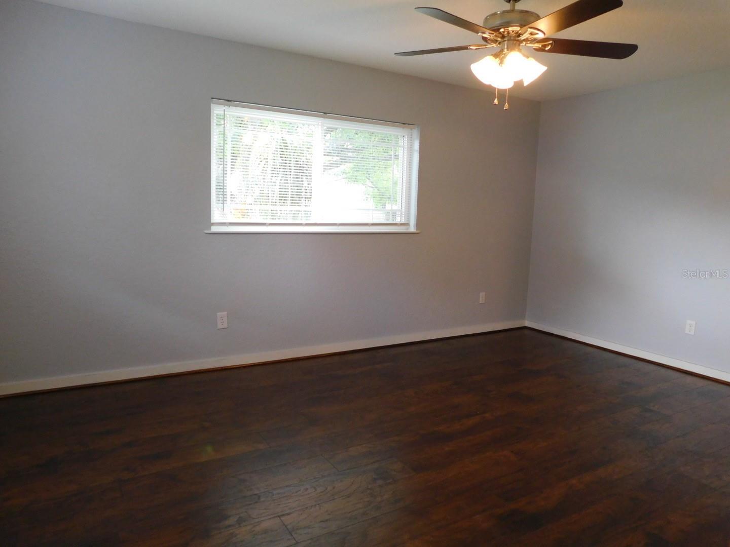 Image 7 of 37 For 1709 Umbrella Tree Drive