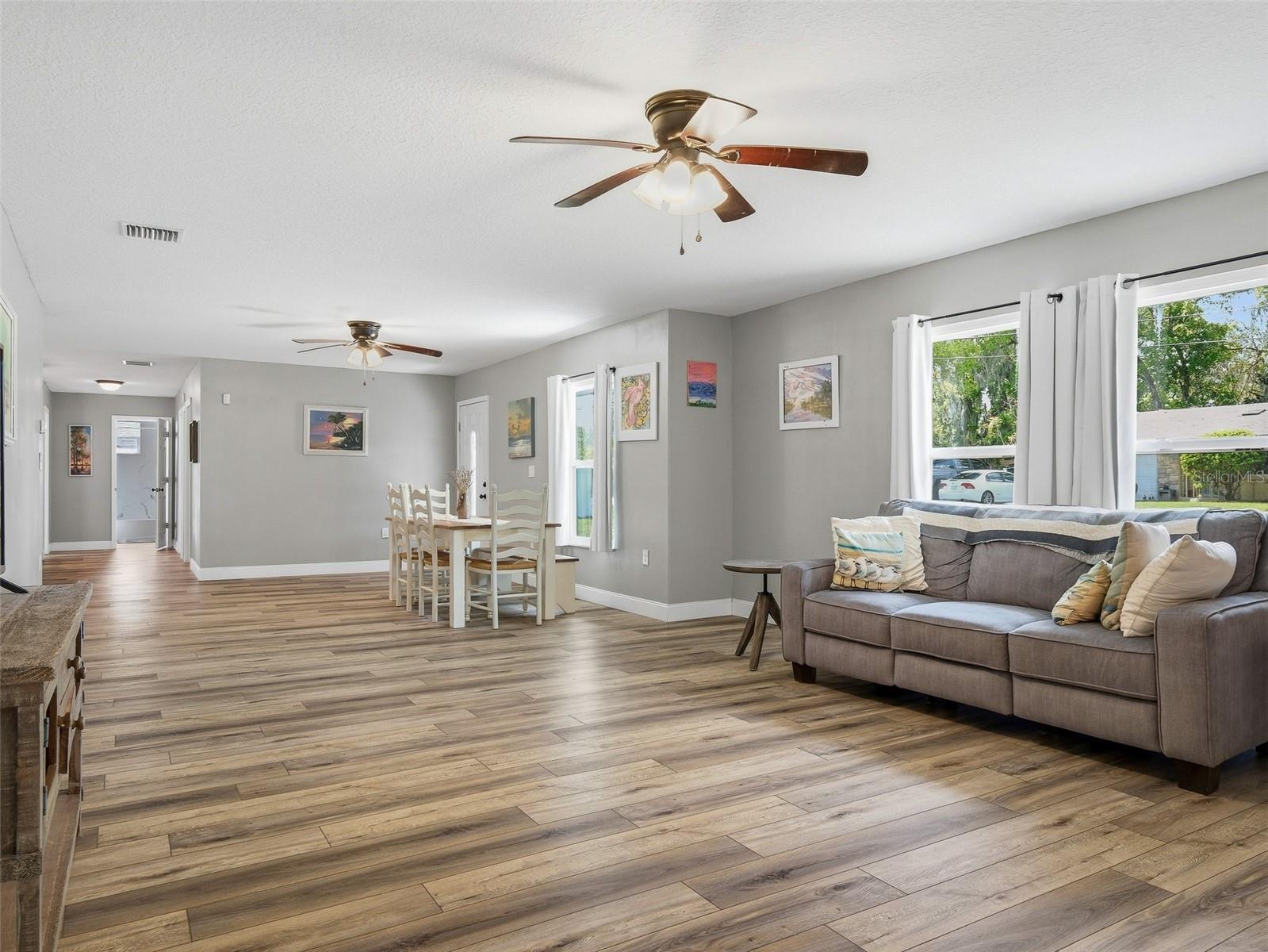 Image 14 of 40 For 975 Boston Avenue