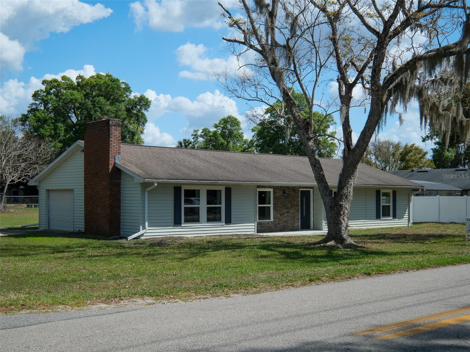 Image 2 of 40 For 975 Boston Avenue