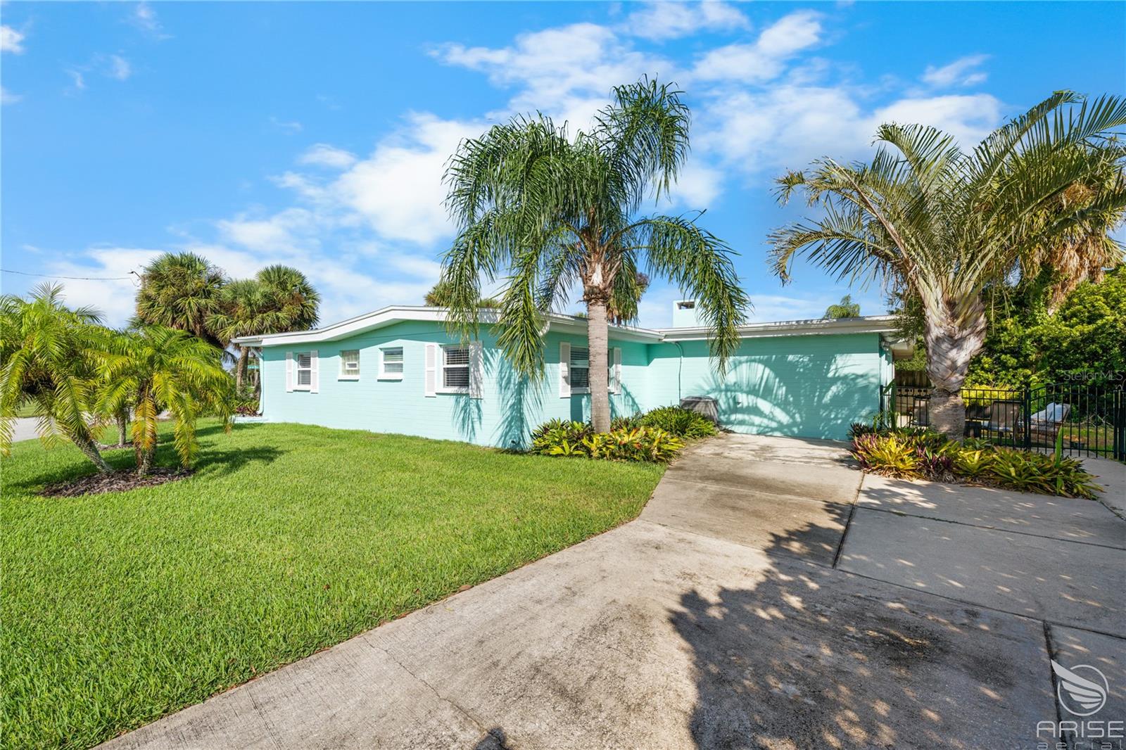 Image 9 of 46 For 2600 Coral Way