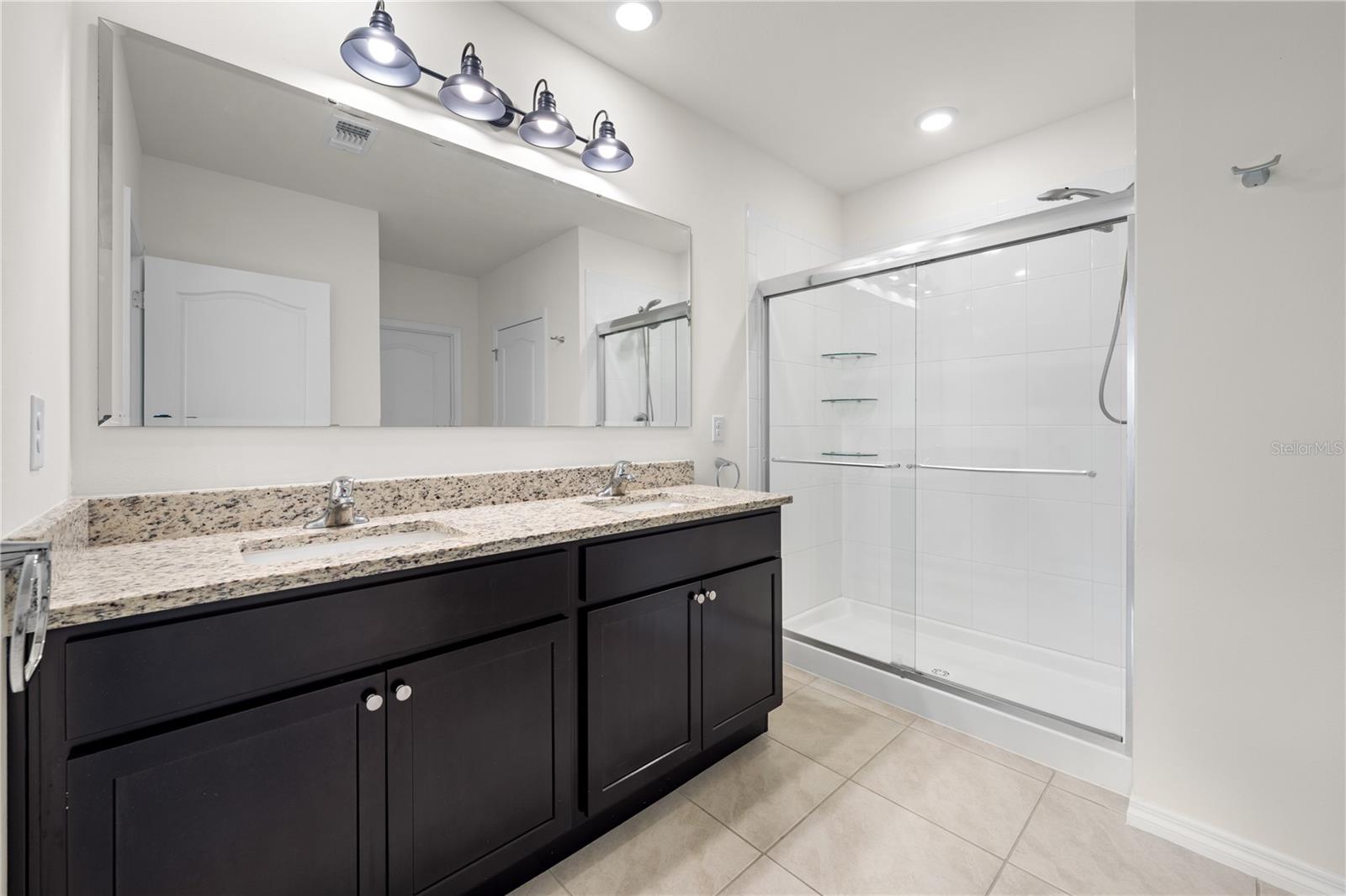 Image 23 of 34 For 2717 Neverland Drive