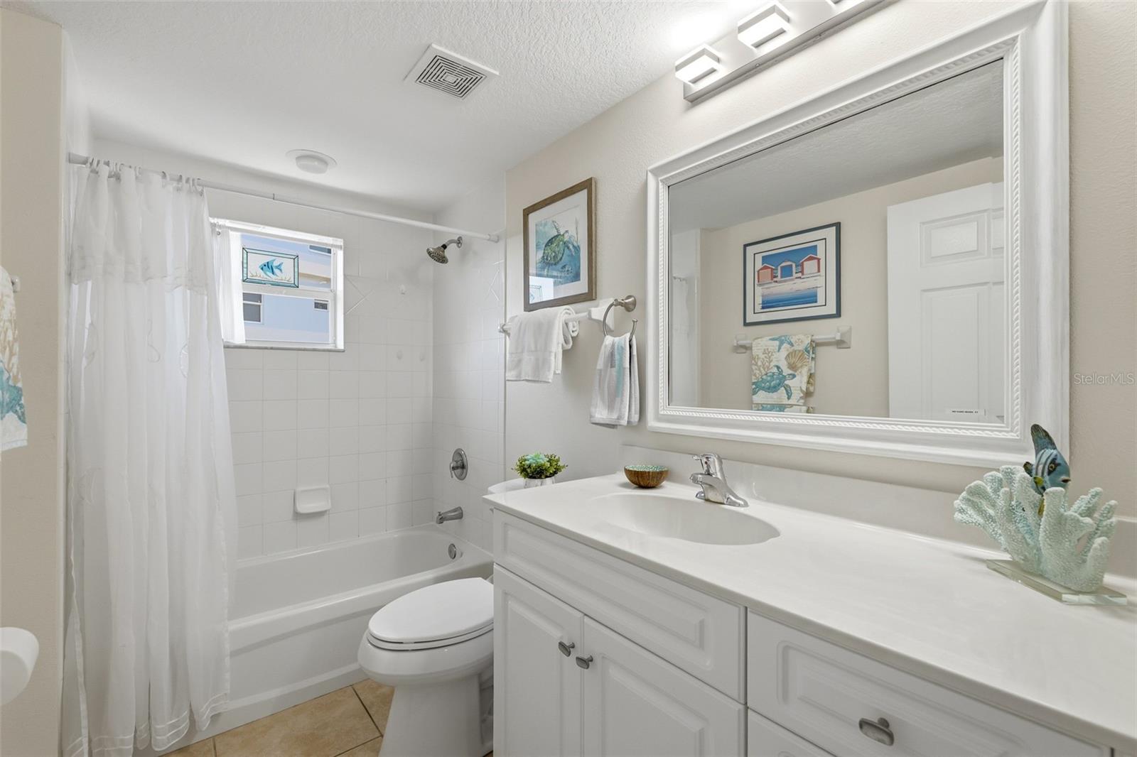 Image 20 of 53 For 5300 Atlantic Avenue 9-401