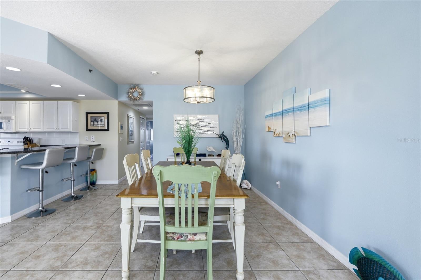 Image 7 of 53 For 5300 Atlantic Avenue 9-401