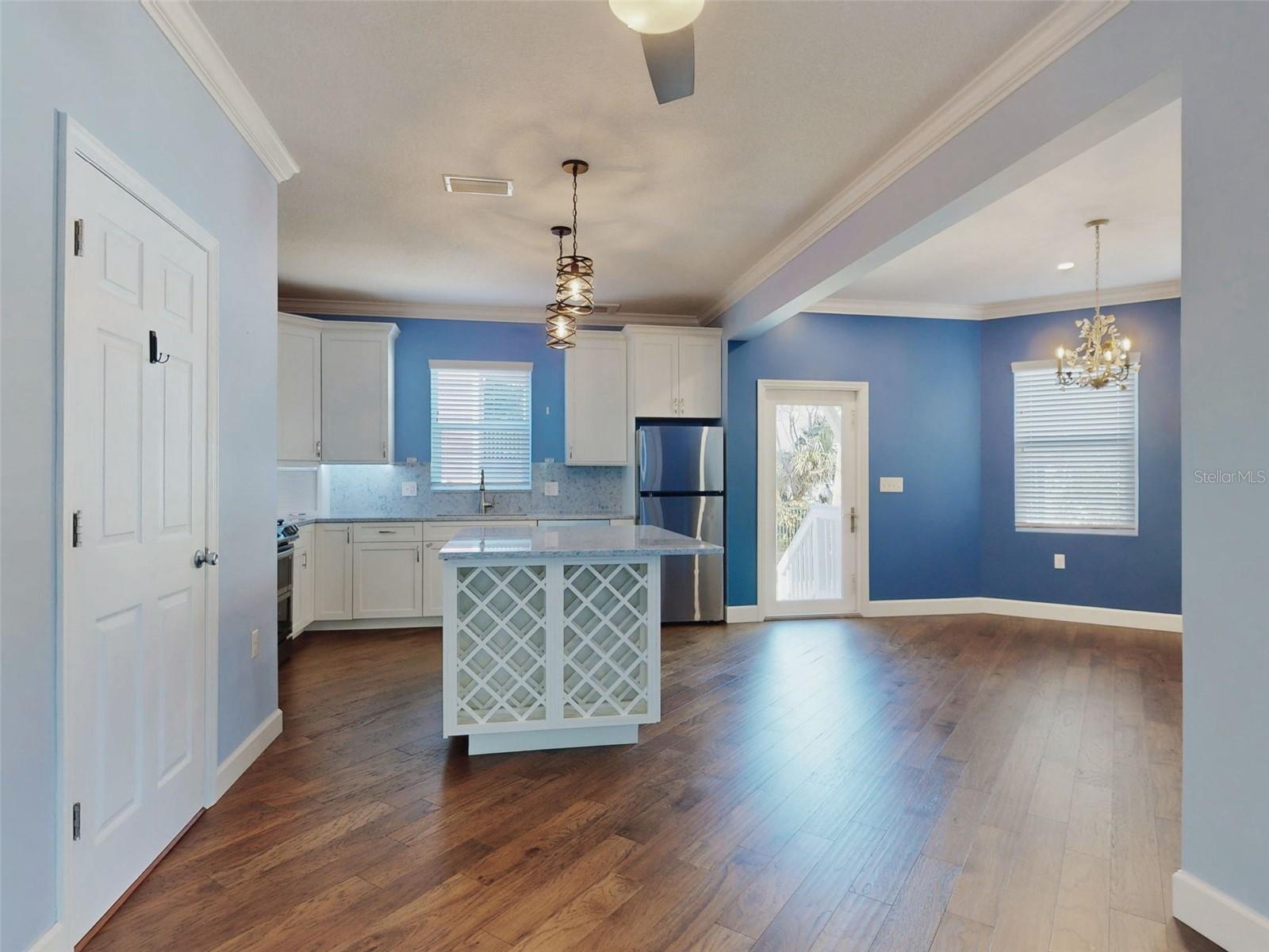 Image 13 of 55 For 76 Duero Street