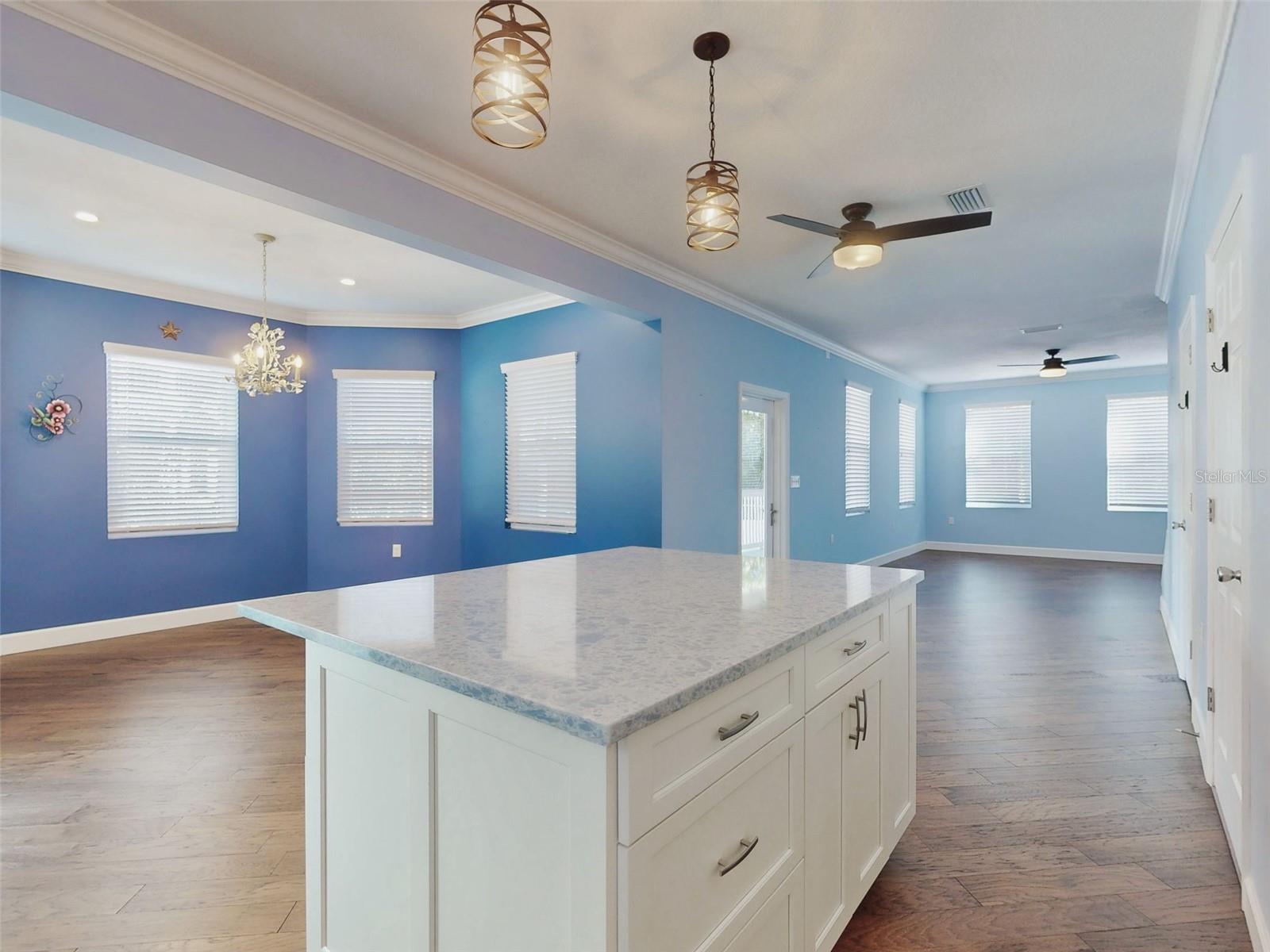 Image 14 of 55 For 76 Duero Street