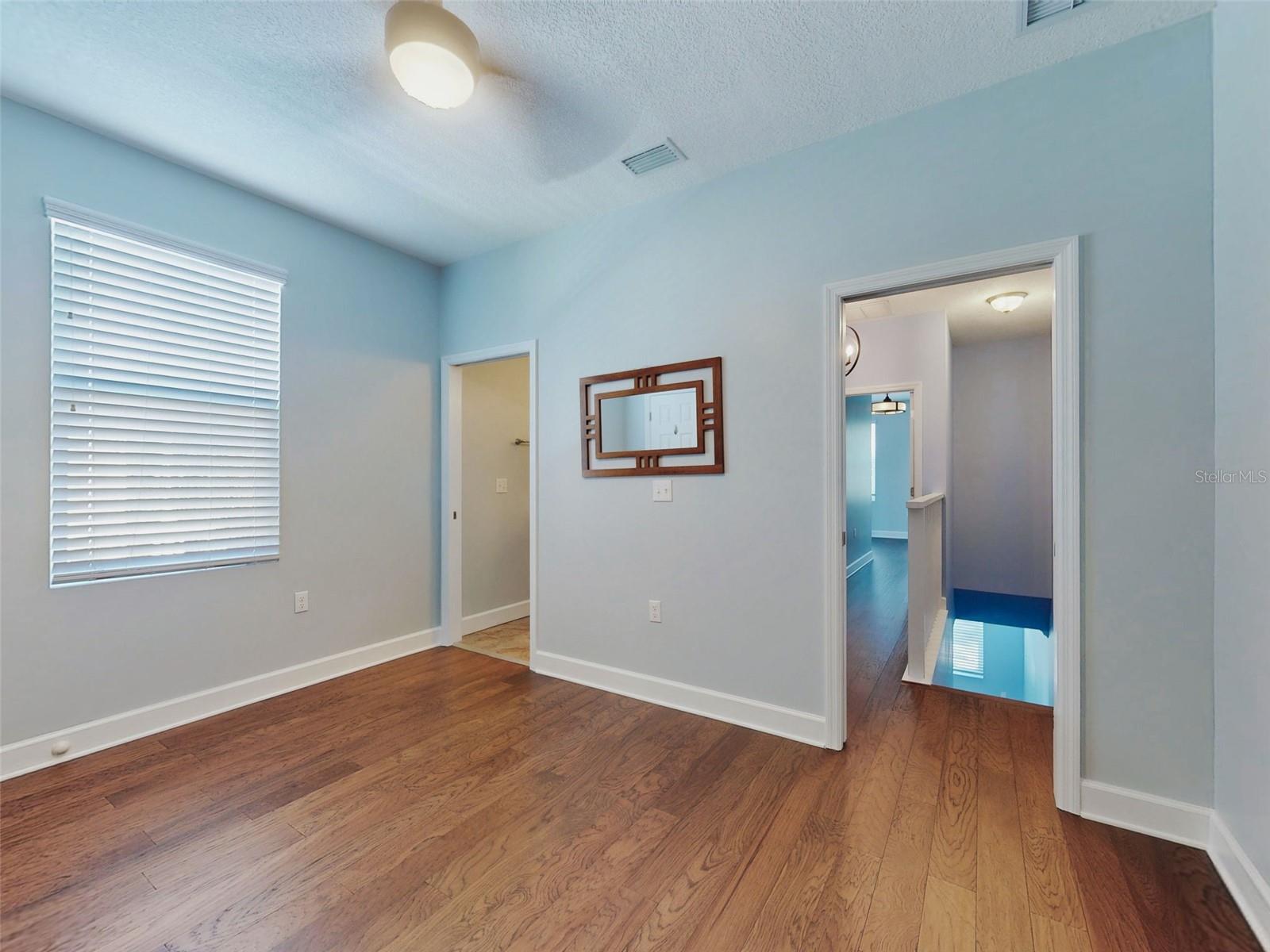 Image 18 of 55 For 76 Duero Street