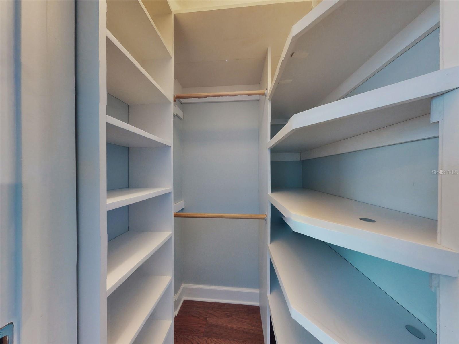 Image 26 of 55 For 76 Duero Street