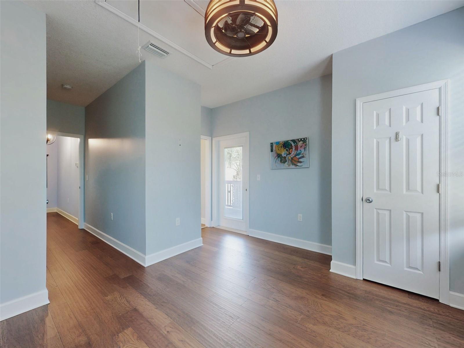 Image 29 of 55 For 76 Duero Street