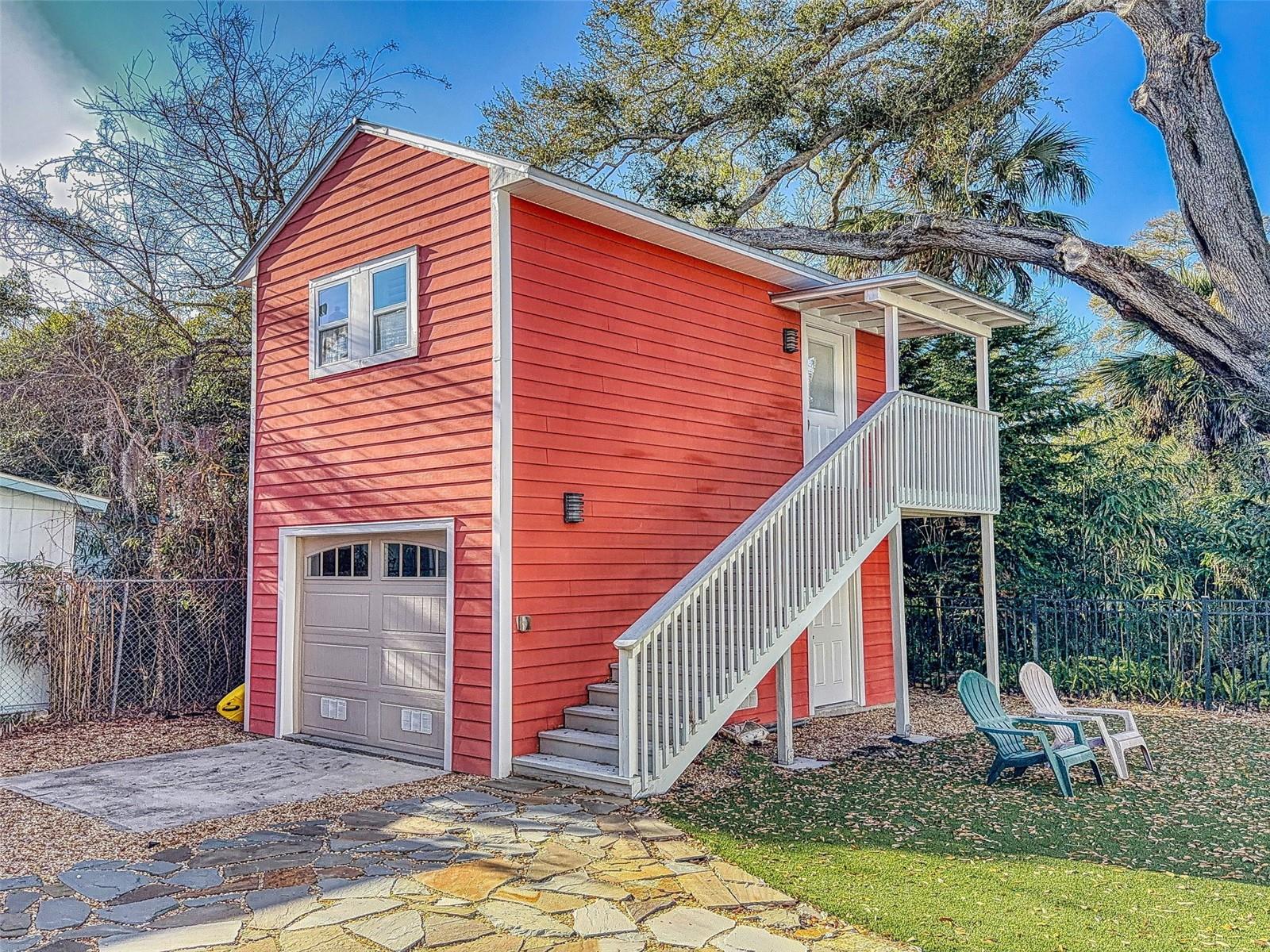 Image 33 of 55 For 76 Duero Street