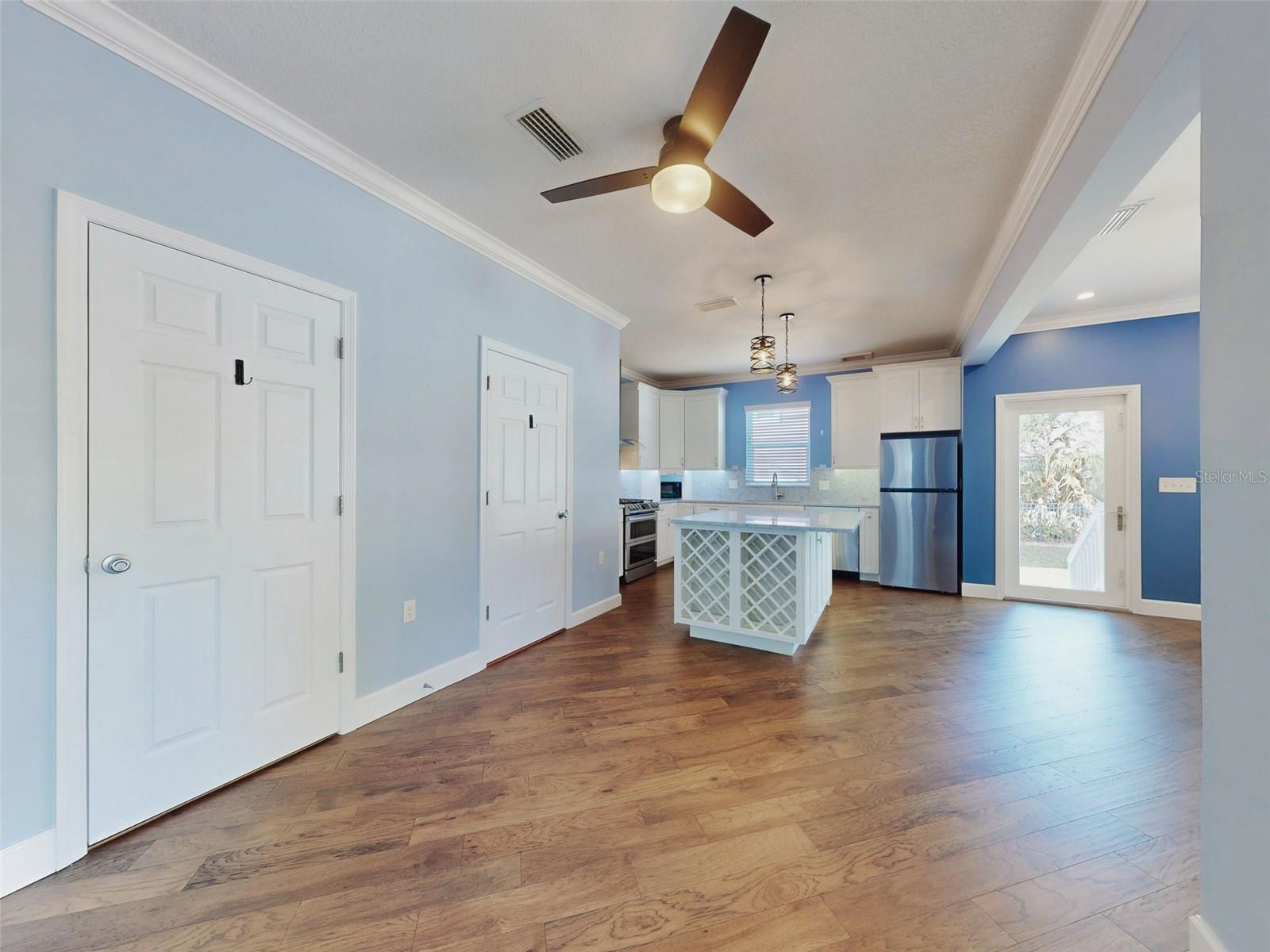 Image 4 of 55 For 76 Duero Street