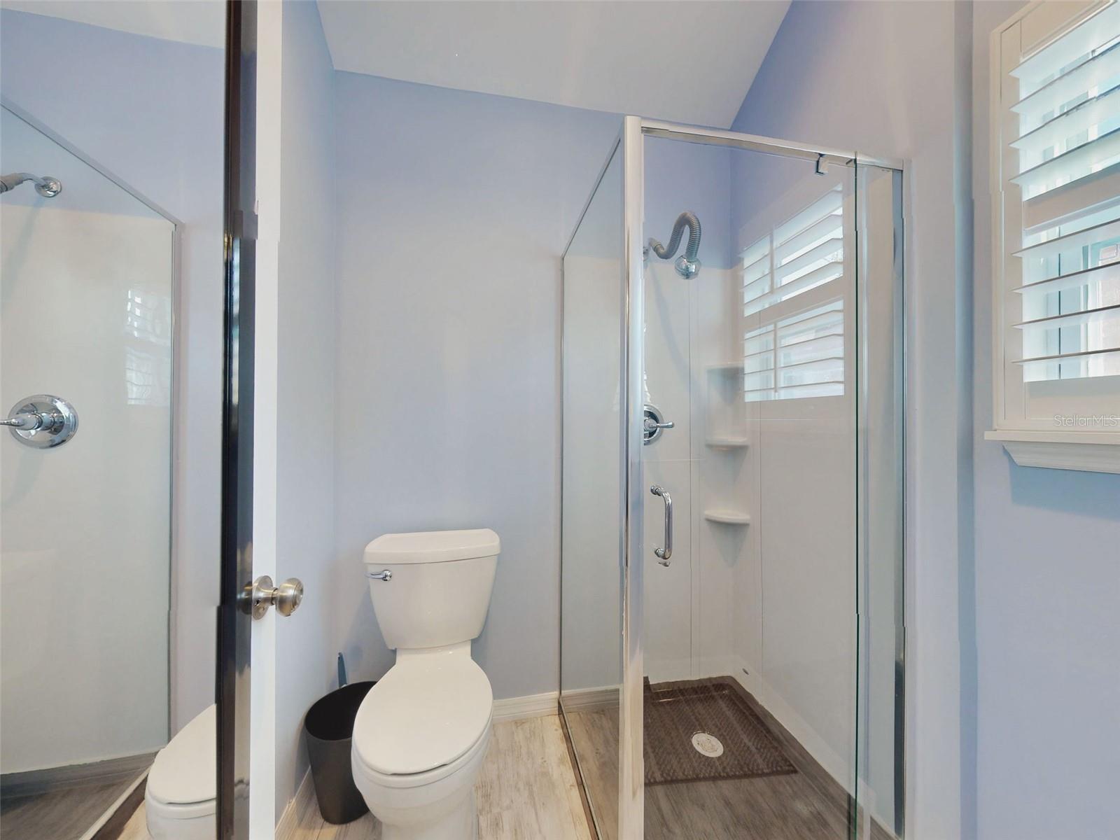 Image 40 of 55 For 76 Duero Street