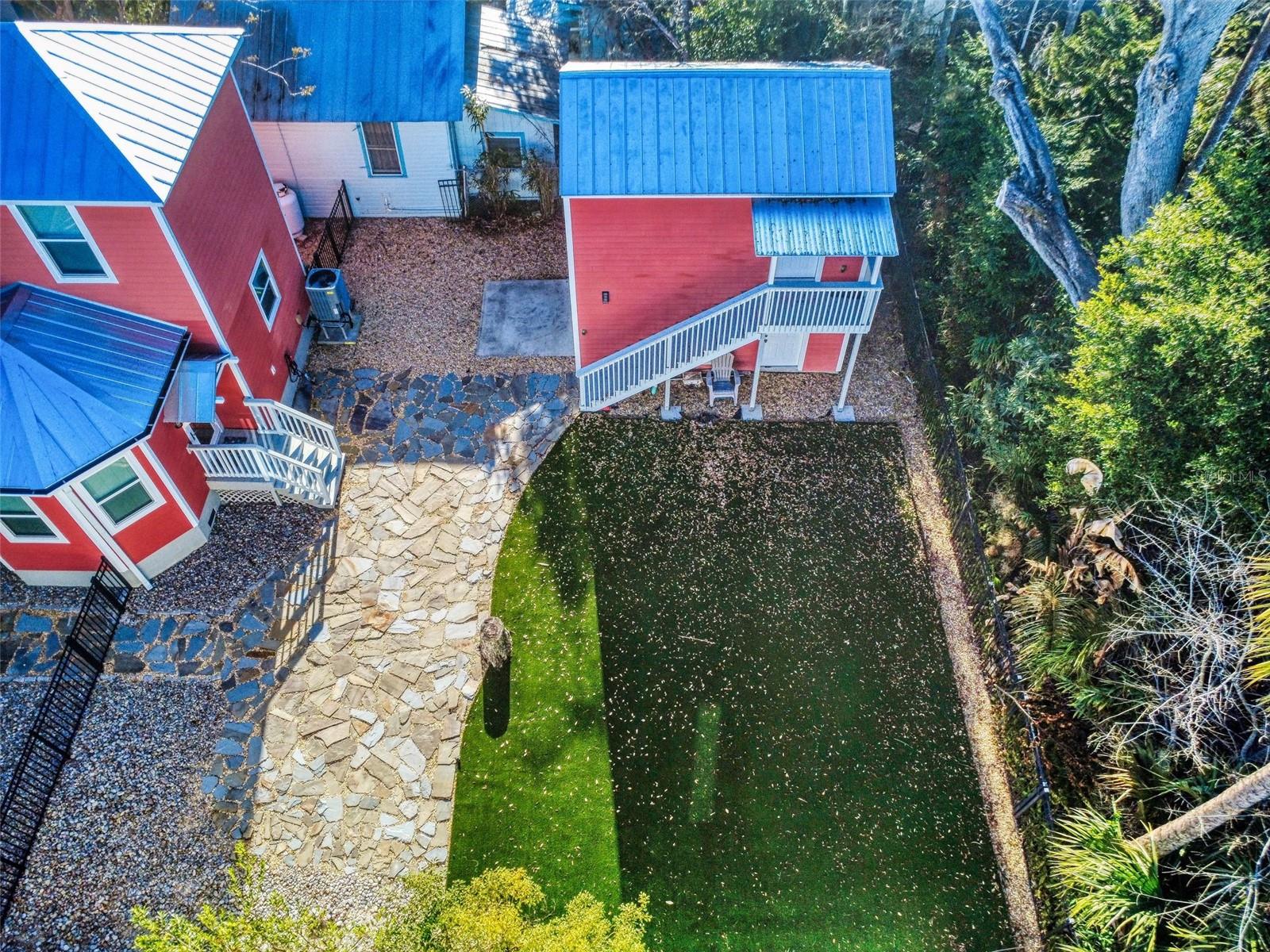 Image 42 of 55 For 76 Duero Street