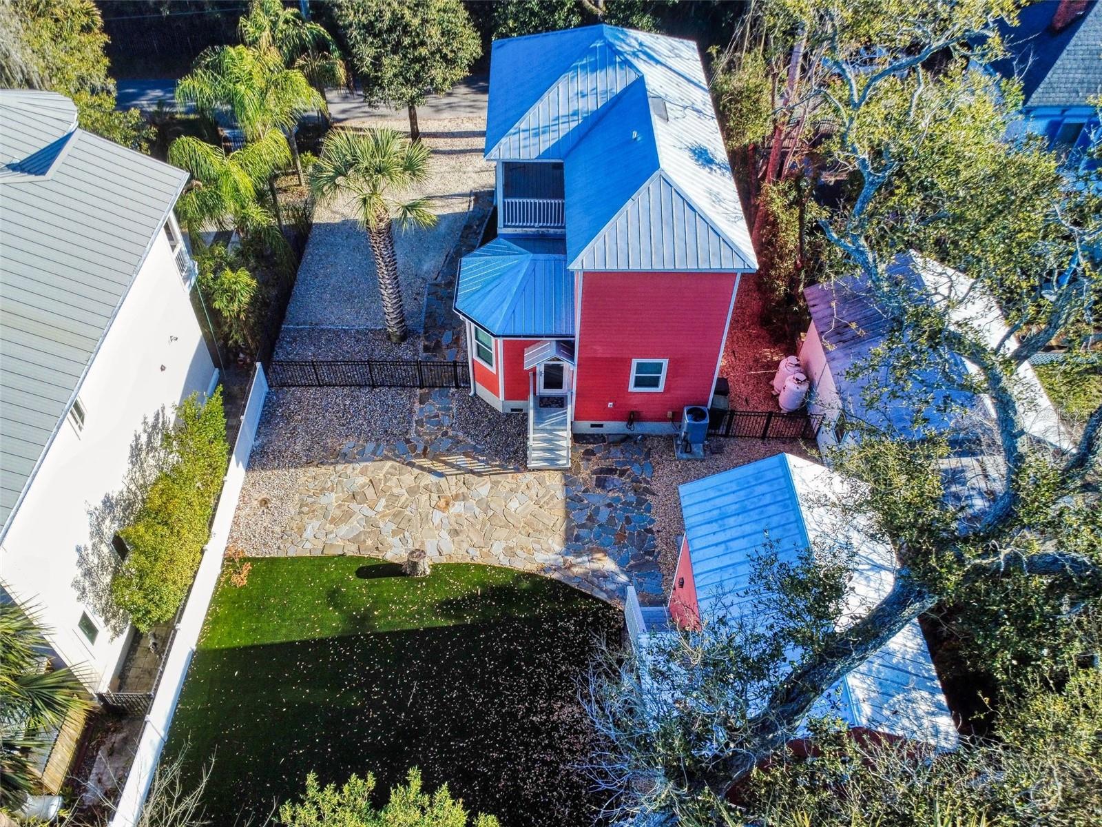 Image 44 of 55 For 76 Duero Street