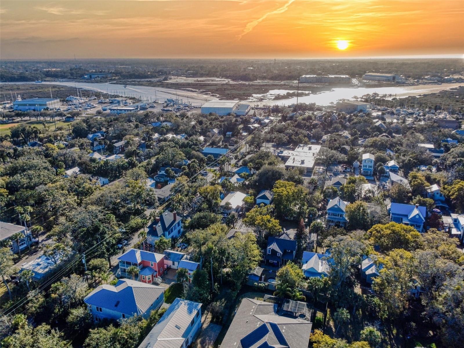 Image 49 of 55 For 76 Duero Street