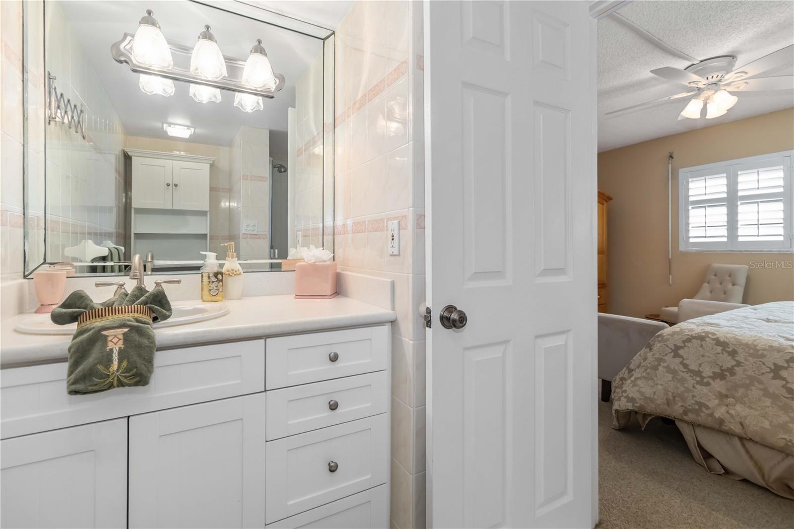 Image 12 of 17 For 4201 Atlantic Avenue 409