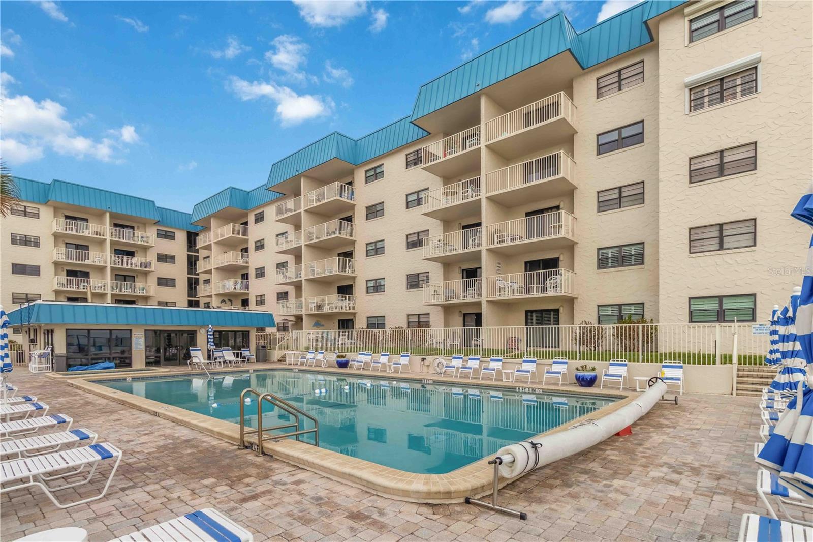 Image 16 of 17 For 4201 Atlantic Avenue 409