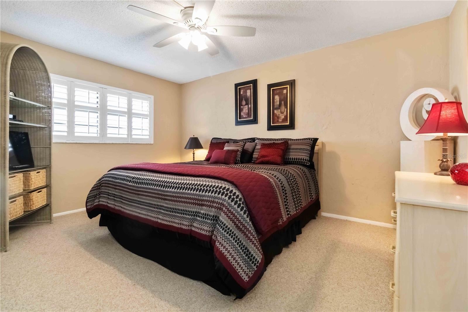 Image 7 of 17 For 4201 Atlantic Avenue 409