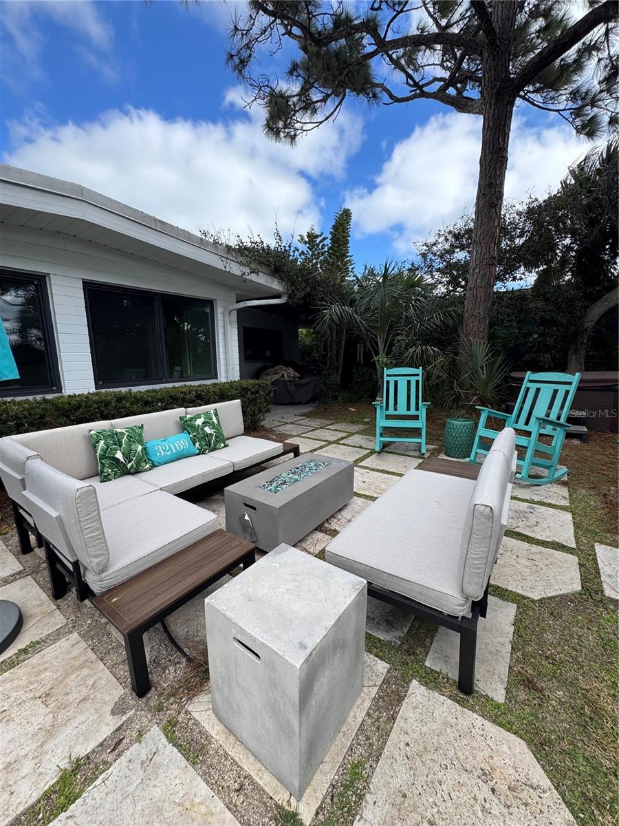 Image 14 of 14 For 911 2nd Avenue