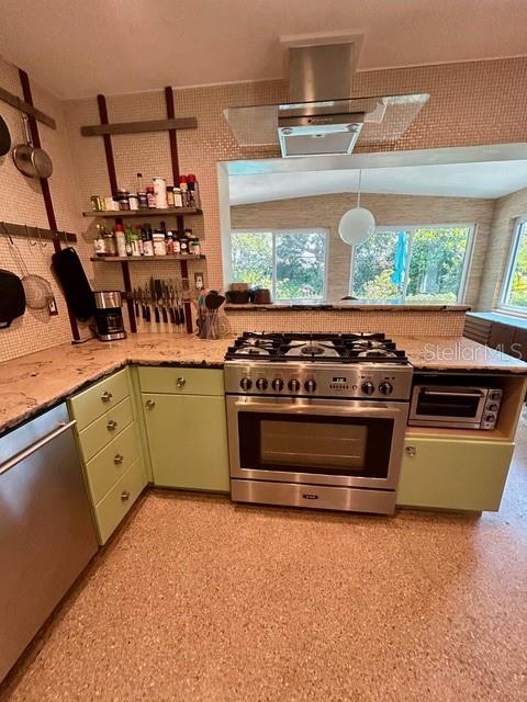 Image 7 of 14 For 911 2nd Avenue