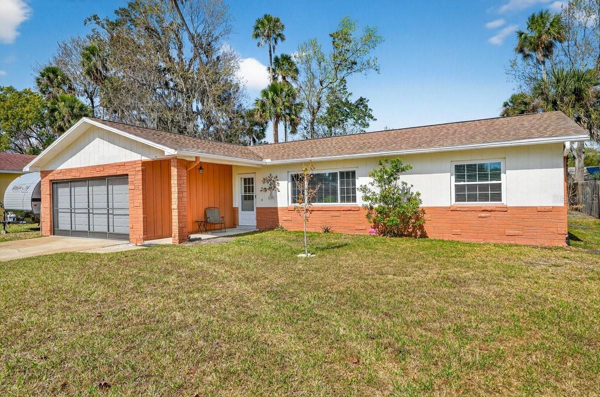 Image 27 of 46 For 8 Greenfern Circle